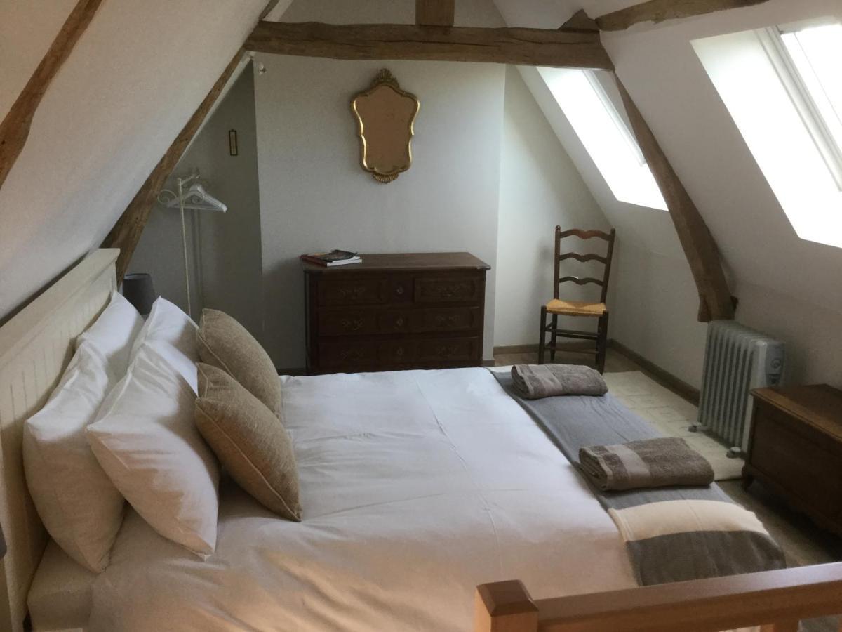 Maison D Hotes La Petite Jucherie Saint-Hippolyte  Luaran gambar